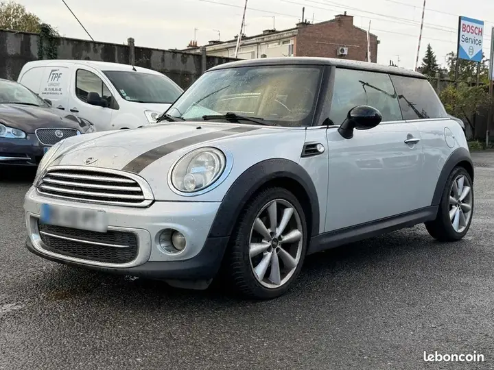 Mini Cooper 2011 photo 3