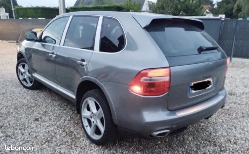 Porsche Cayenne 2009 photo 2
