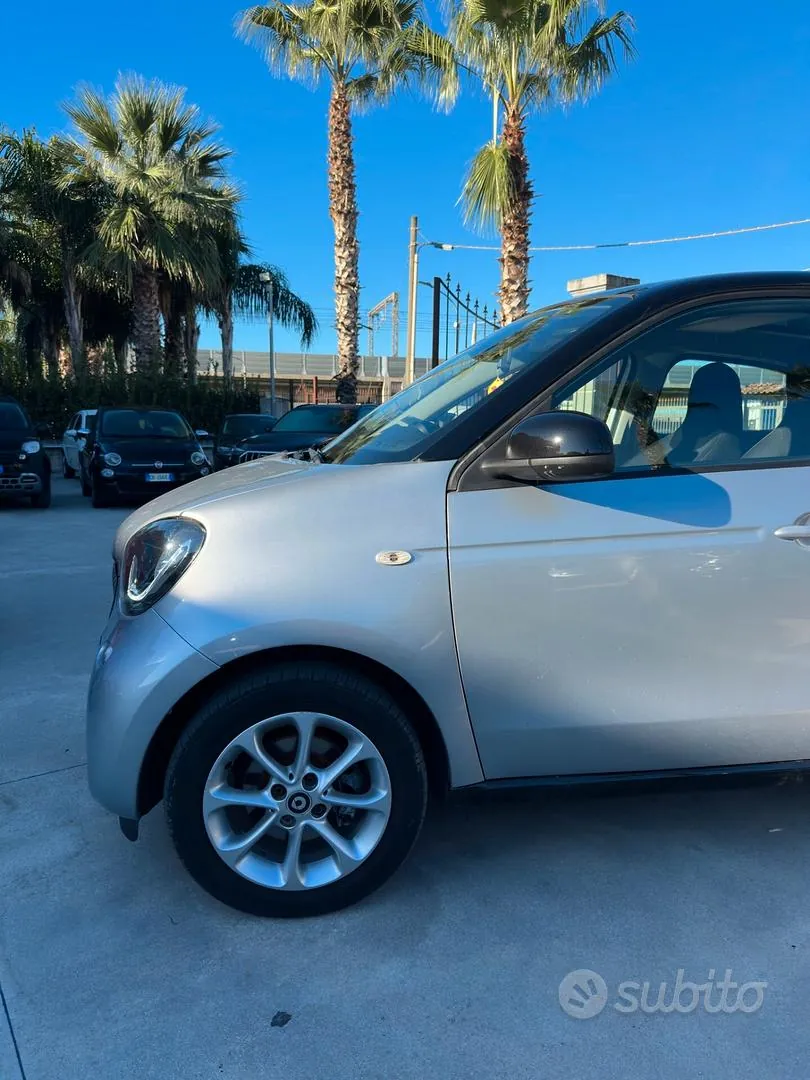 Smart Forfour 2018 photo 4