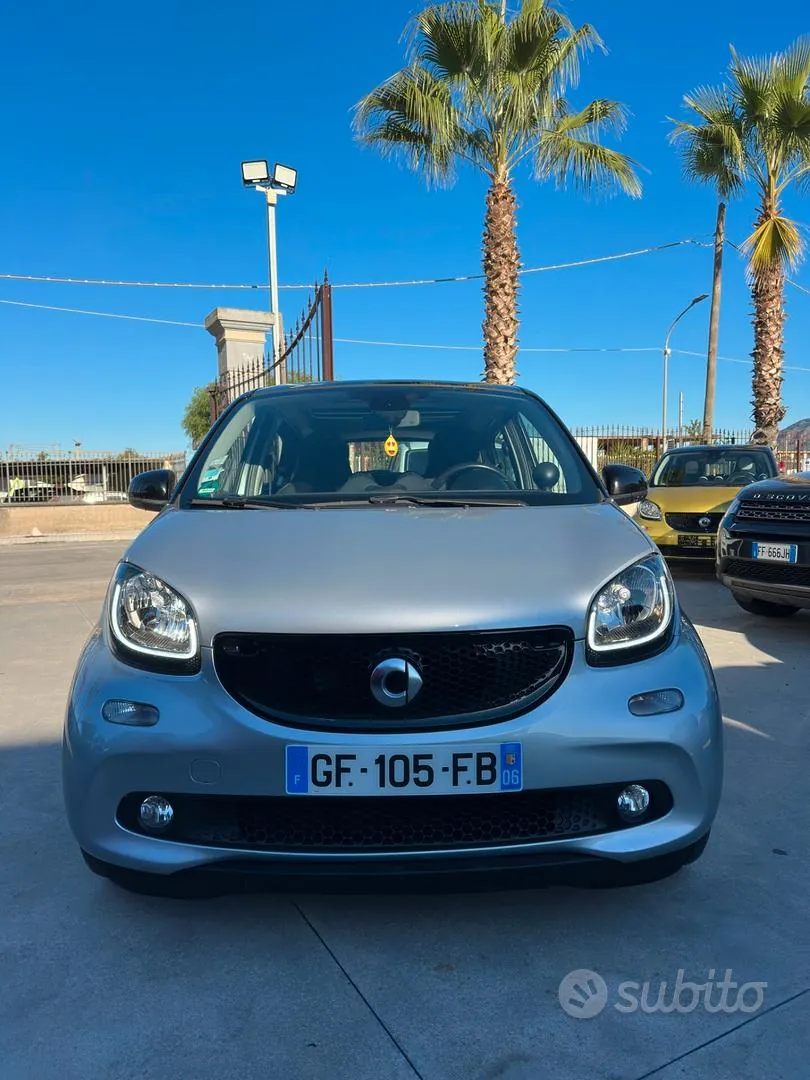 Smart Forfour 2018 photo 2