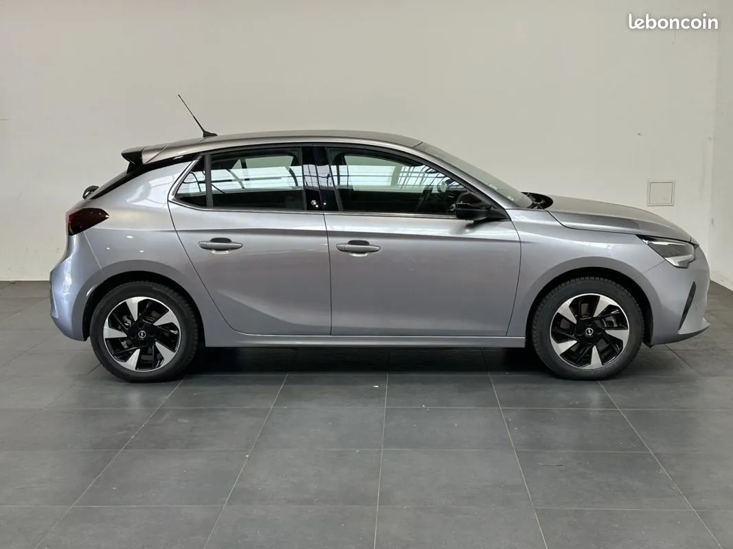 Opel Corsa E 2021 photo 4