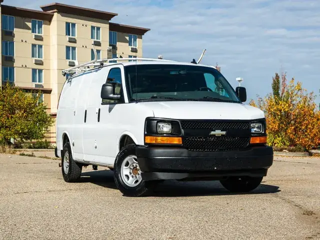 Chevrolet Express 2017 photo 2
