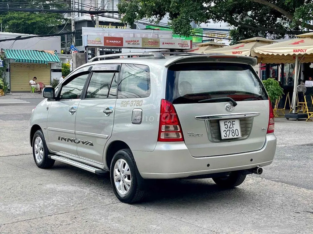 Toyota Innova 2008 photo 5