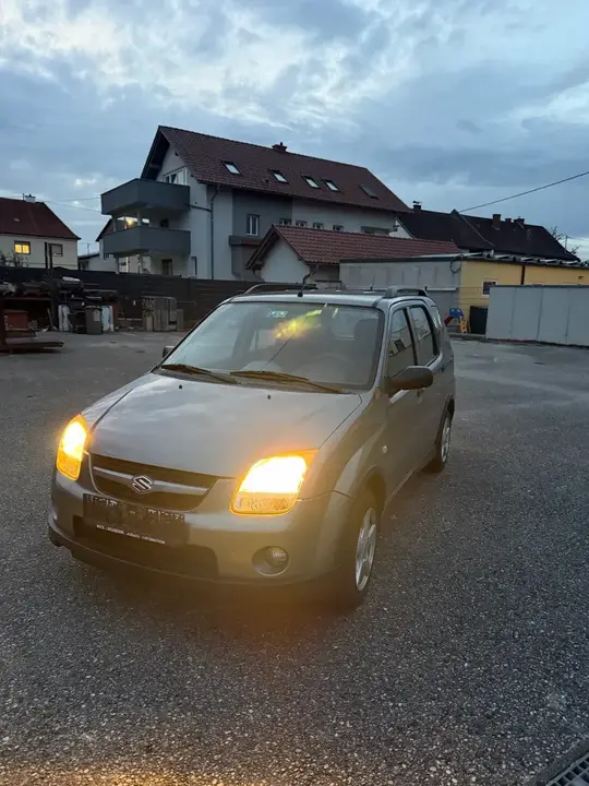 Suzuki Ignis 2008 photo 3