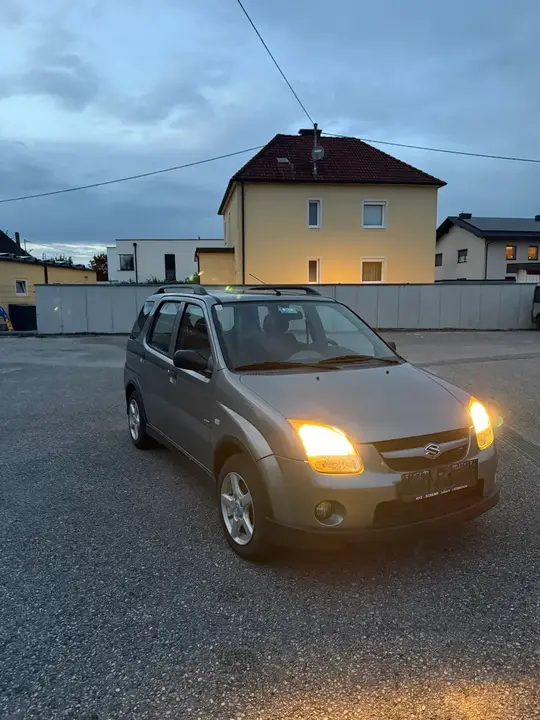 Suzuki Ignis 2008 photo 2
