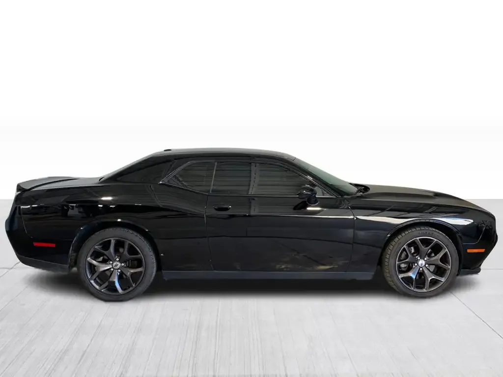 Dodge Challenger 2016 photo 2