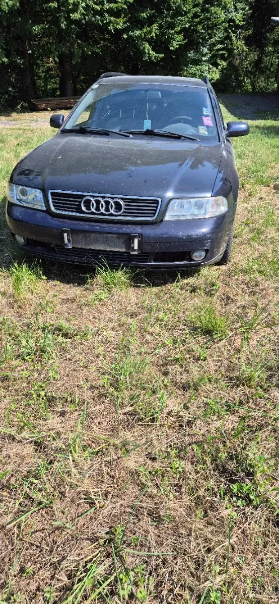 Audi A4 1999 photo 3