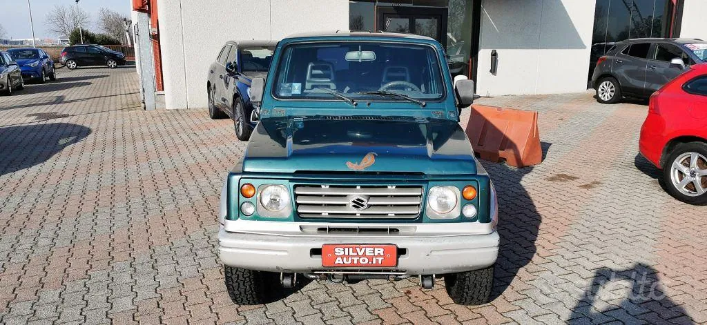 Suzuki Samurai 2000 photo 2