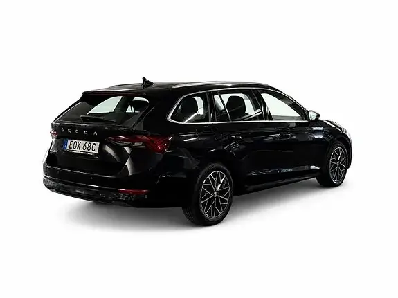 Skoda Octavia 2022 photo 3