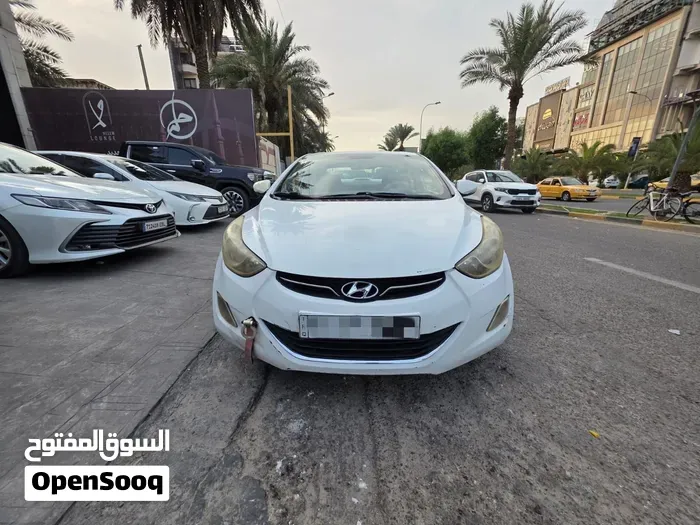 Hyundai Elantra 2012 photo 2