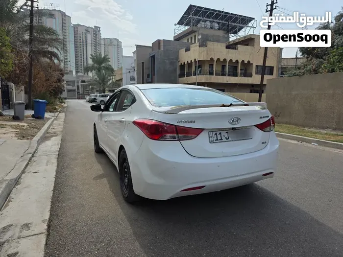 Hyundai Elantra 2012 photo 4