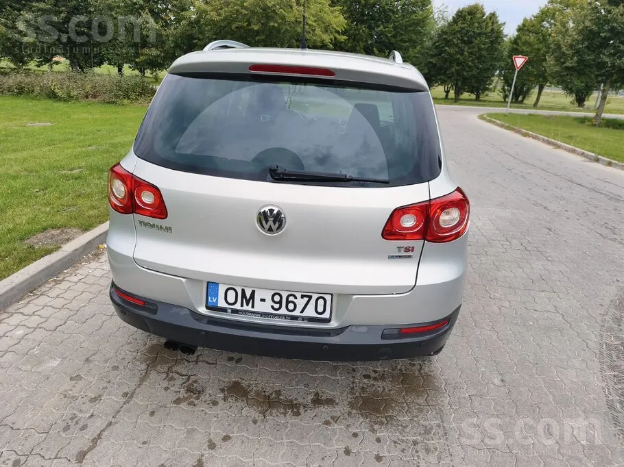 Volkswagen Tiguan 2010 photo 4