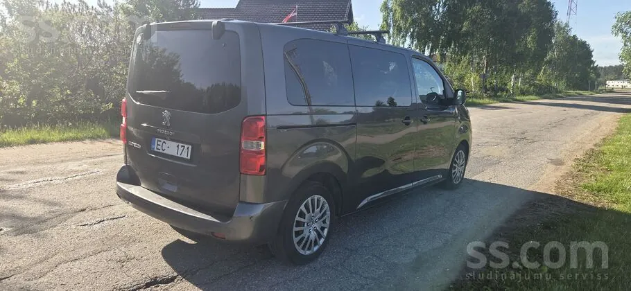 Peugeot Traveller 2017 photo 5