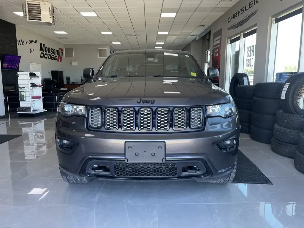 Jeep Grand Cherokee 2020 photo 2