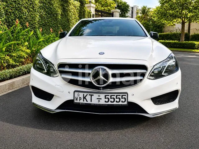 Mercedes-Benz E200 2011 photo 2