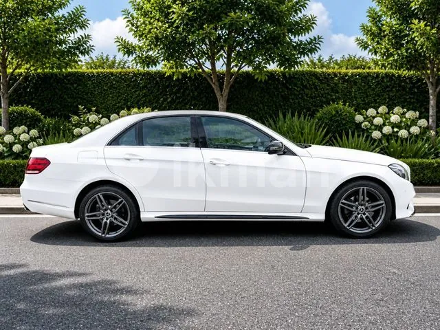 Mercedes-Benz E200 2011 photo 3