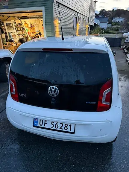 Volkswagen Up 2013 photo 3