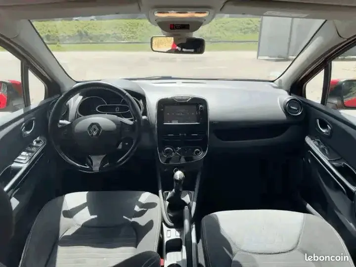 Renault Clio 2014 photo 5