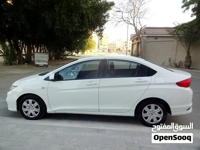 Honda City 2018 photo 4