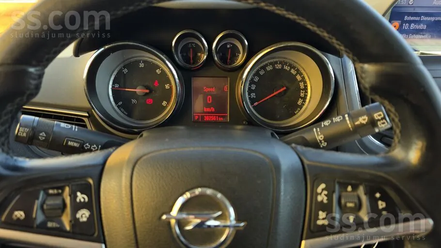 Opel Zafira 2013 photo 5