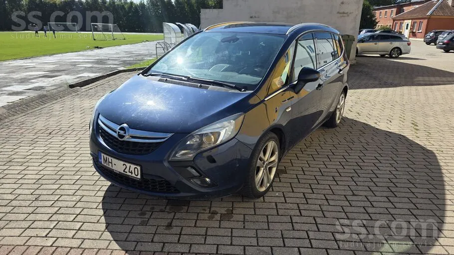 Opel Zafira 2013 photo 4