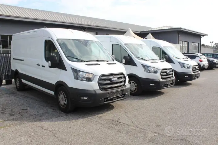 Ford Transit 2023 photo 5