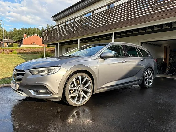 Opel Insignia Country Tourer