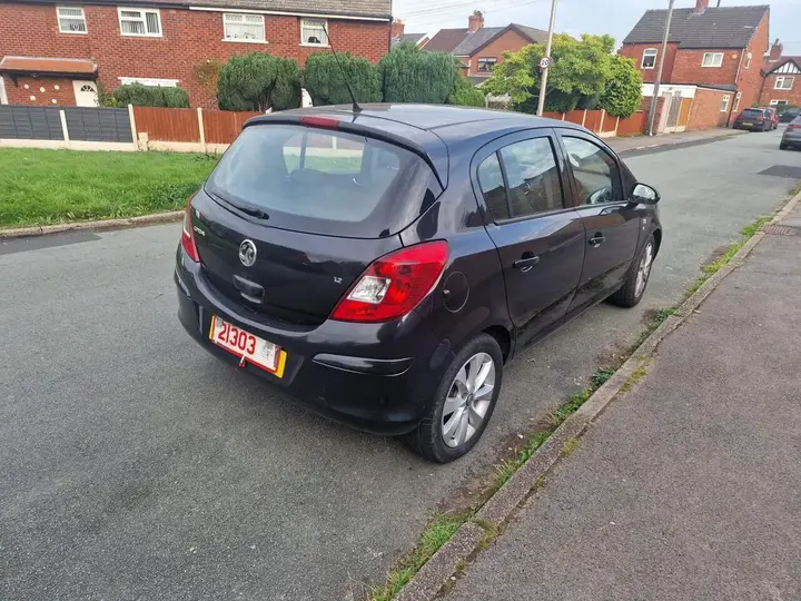 Vauxhall Corsa 2013 photo 4
