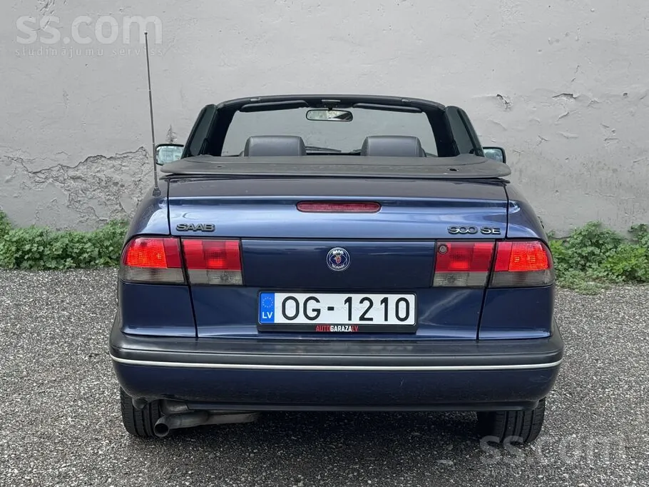 Saab 900 1996 photo 3