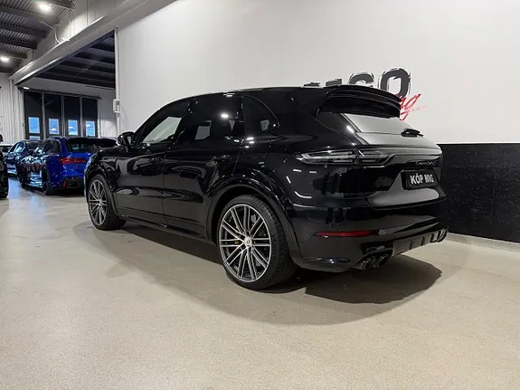 Porsche Cayenne Turbo S 2020 photo 4