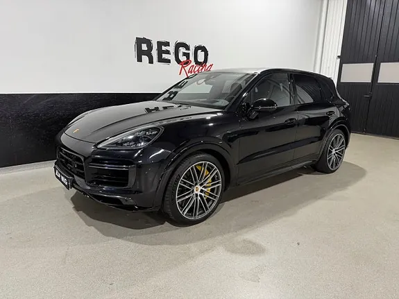 Porsche Cayenne Turbo S 2020 photo 2
