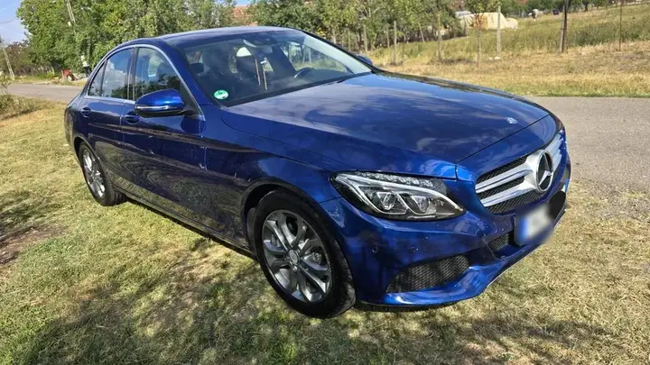 Mercedes-Benz C 220 D