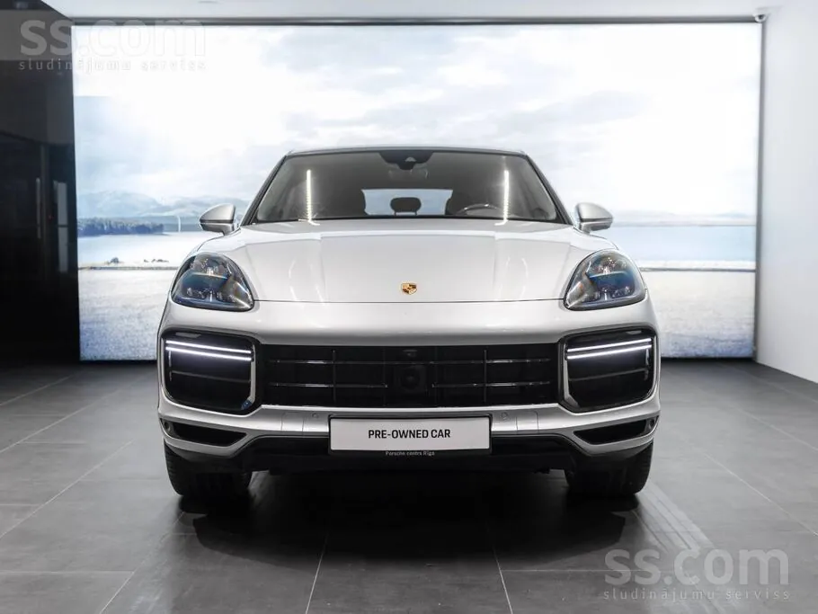 Porsche Cayenne 2019 photo 2