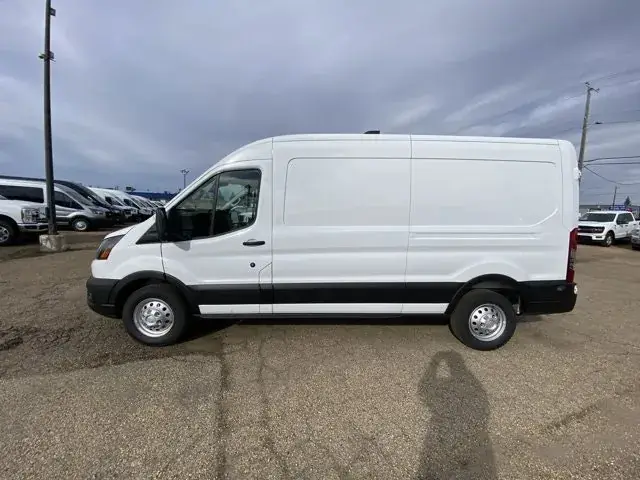 Ford Transit Cargo 2027 photo 4