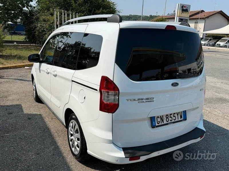 Ford Tourneo Courier 2017 photo 4