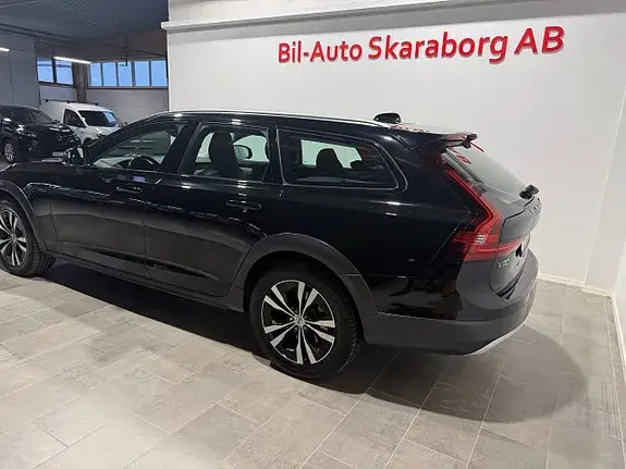 Volvo V90 Cross Country 2021 photo 4