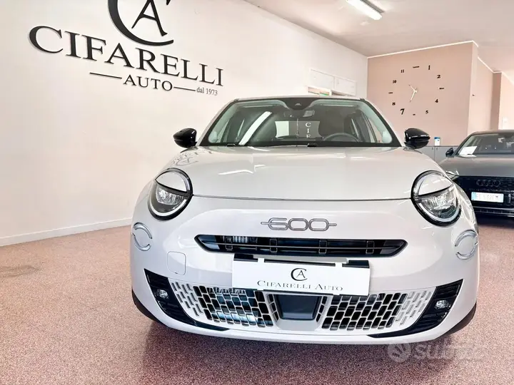 Fiat 600 Hybrid 2025 photo 2