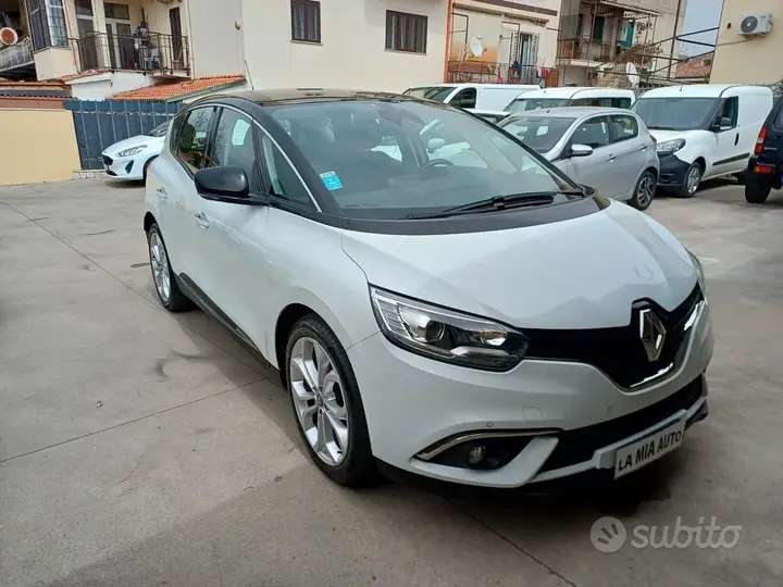 Renault Scenic 2019 photo 2