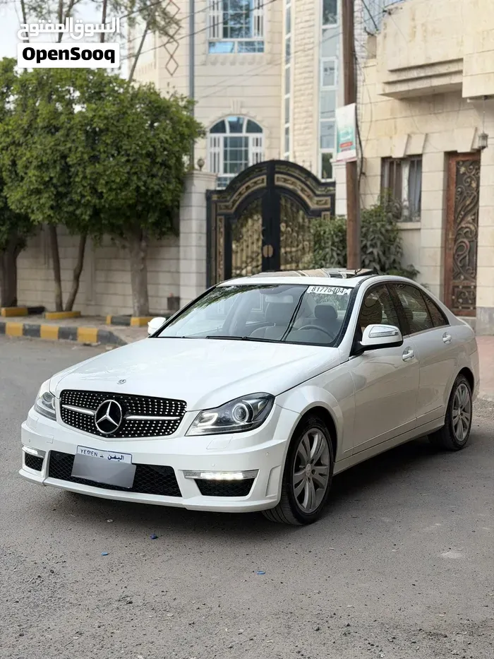 Mercedes-Benz C-Class 2009 photo 2
