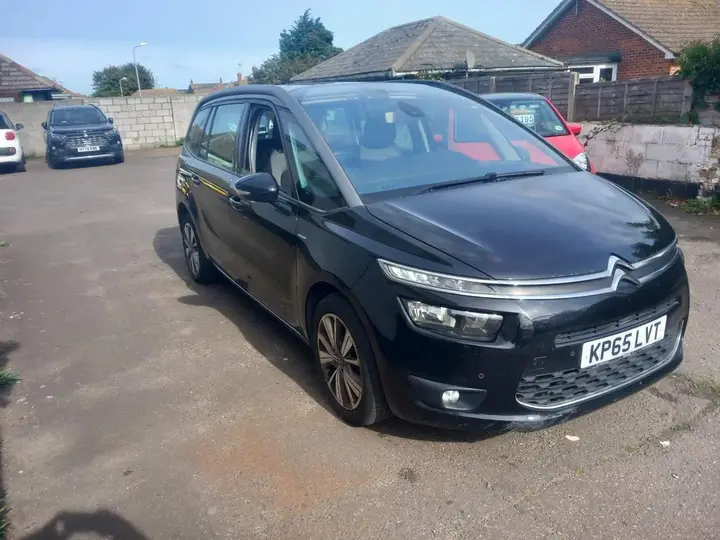 Citroen Grand C4 Picasso 2015 photo 2