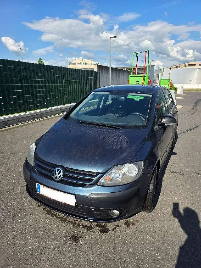 Volkswagen Golf 2006 photo 2