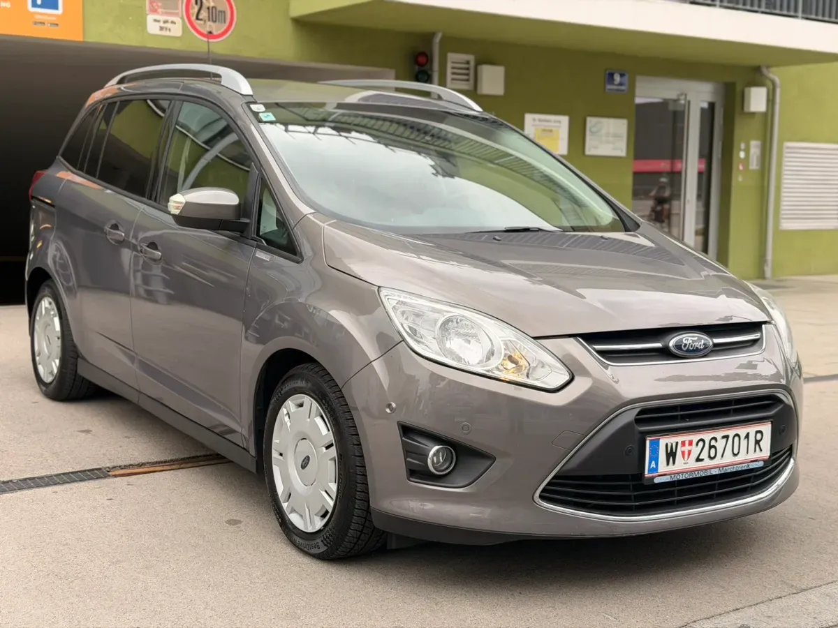 Ford C-Max 2013 photo 2