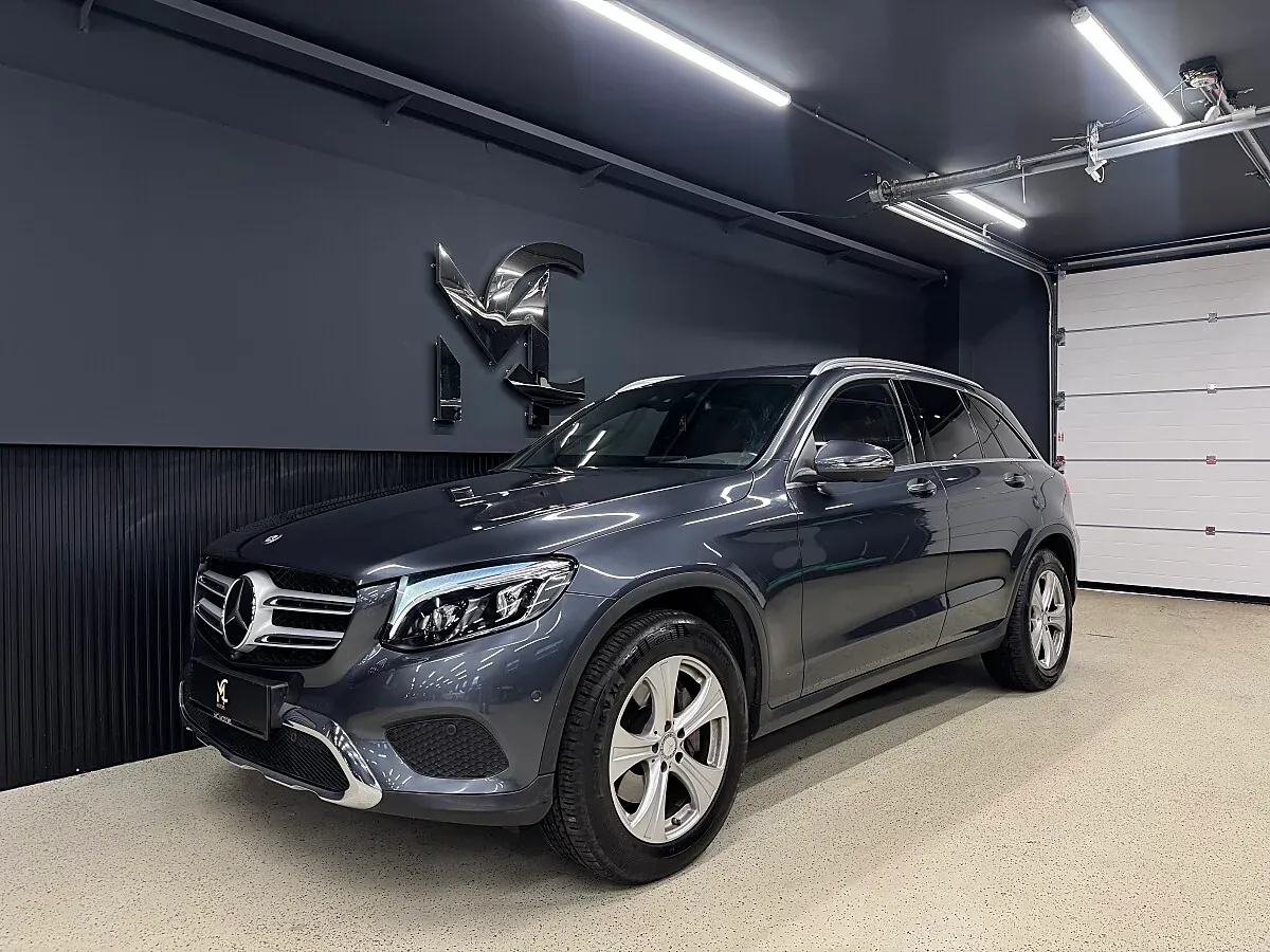 Mercedes-Benz Glc-Class 2016 photo 2