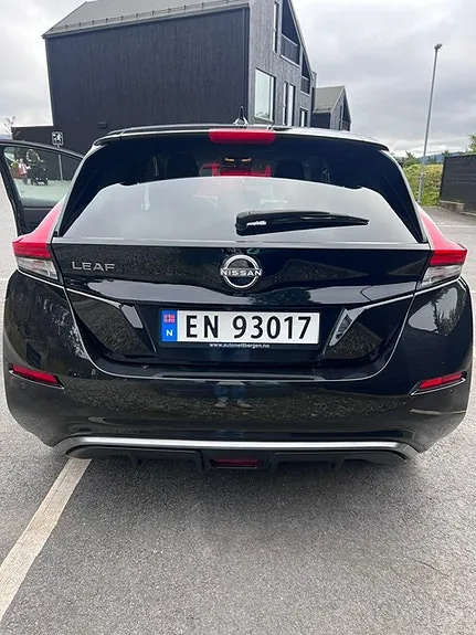 Nissan Leaf 2023 photo 3