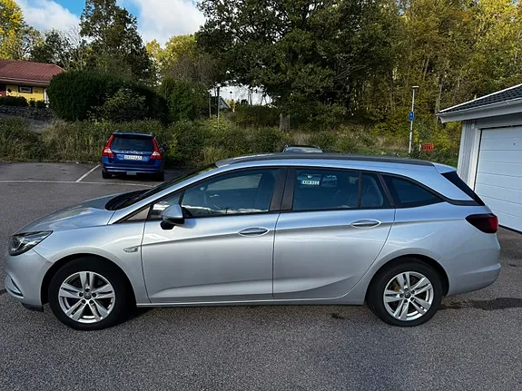 Opel Astra 2017 photo 3