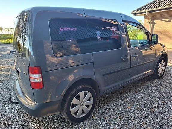 Volkswagen Caddy 2012 photo 4
