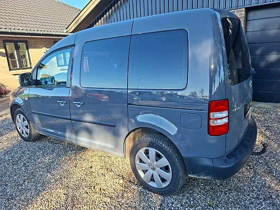 Volkswagen Caddy 2012 photo 2