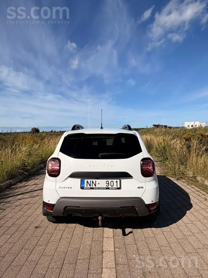 Dacia Duster 2023 photo 4