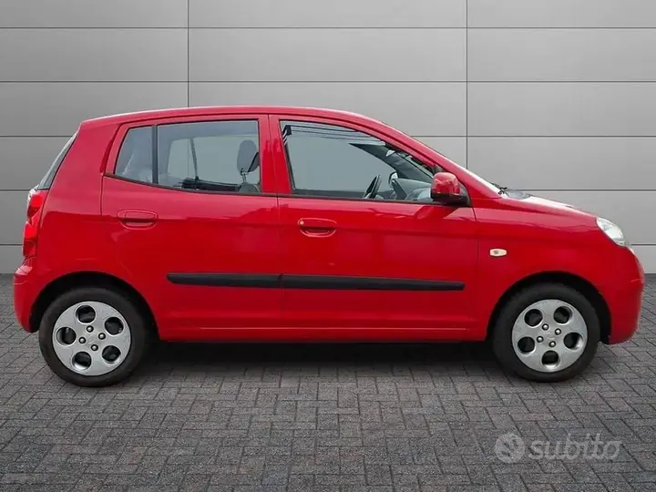 Kia Picanto 2011 photo 5