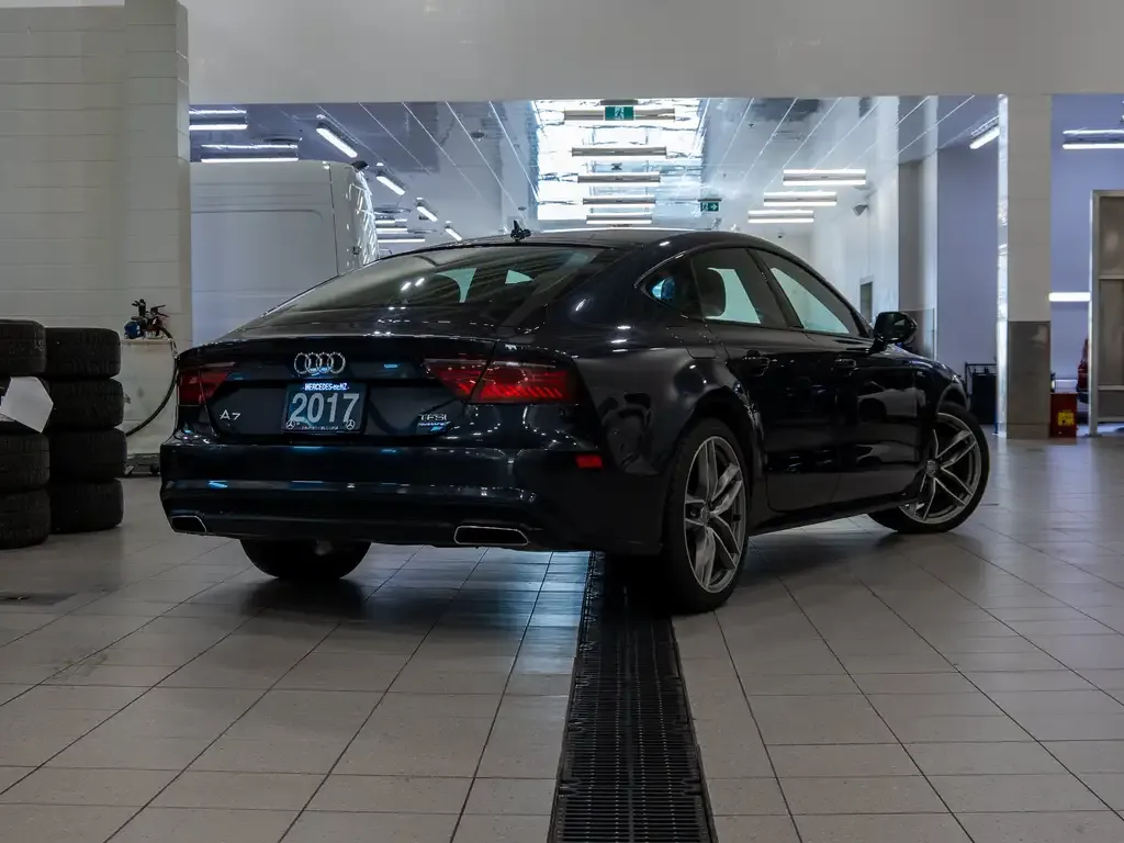 Audi A7 2017 photo 2